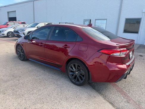 Used 2023 Toyota Corolla SE FWD image 5