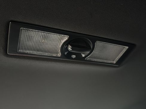 Used 2016 Volkswagen Jetta Sport image 21