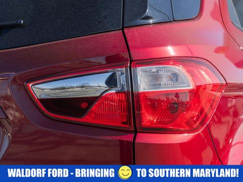 Used 2020 Ford EcoSport SE w/ SE Convenience Package image 7