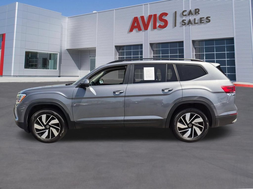 Used 2025 Volkswagen Atlas SE FWD image 10