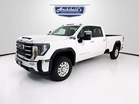 Used 2024 GMC Sierra 3500 SLT w/ SLT Premium Package AWD/4WD image 3