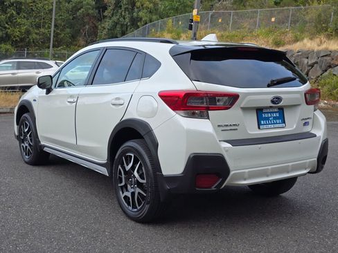 Certified 2023 Subaru Crosstrek Hybrid w/ Moonroof Package w/Navigation AWD/4WD image 4