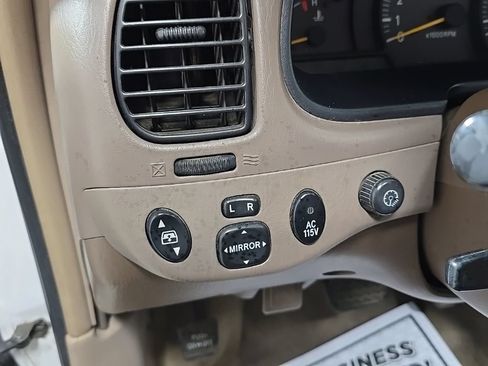 Used 2004 Toyota Tundra Limited RWD image 14