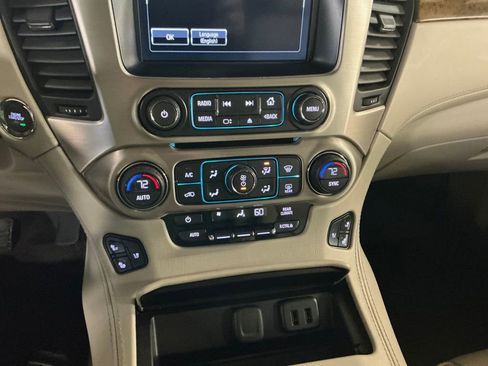 Used 2017 GMC Yukon Denali w/ Enhanced Security Package image 19