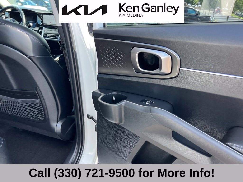 Certified 2023 Kia Sorento EX AWD/4WD image 54