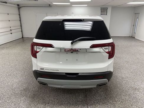 Used 2023 GMC Acadia SLE image 7