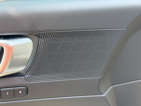 New 2026 Volvo XC40 B5 Plus w/ Climate Package image 18