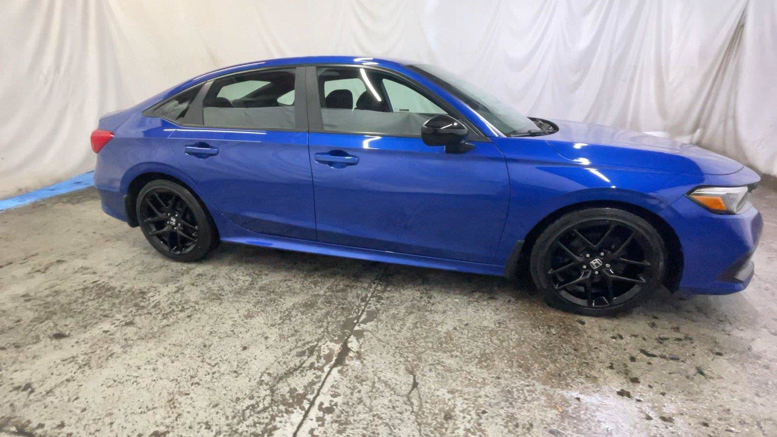 Used 2024 Honda Civic Sport image 4