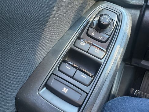 Used 2020 Subaru Impreza 2.0i Premium image 11