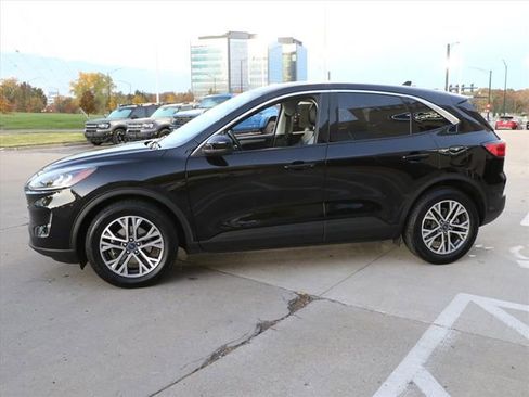 Used 2022 Ford Escape SEL image 3