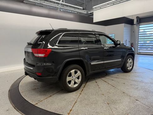 Used 2012 Jeep Grand Cherokee Limited w/ Luxury Group II AWD/4WD image 9