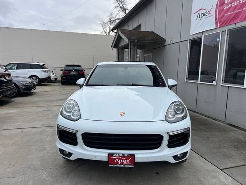 Used 2015 Porsche Cayenne S AWD/4WD image 2