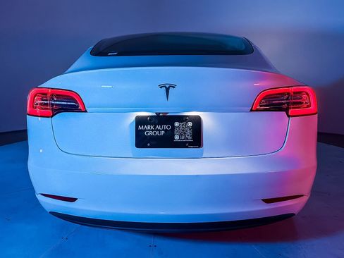 Used 2023 Tesla Model 3 Standard Range RWD image 8
