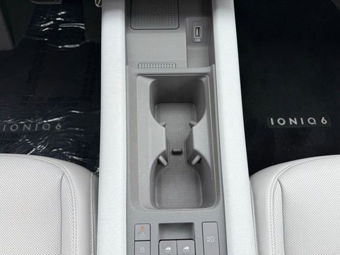 Certified 2025 Hyundai Ioniq 6 Limited RWD image 23
