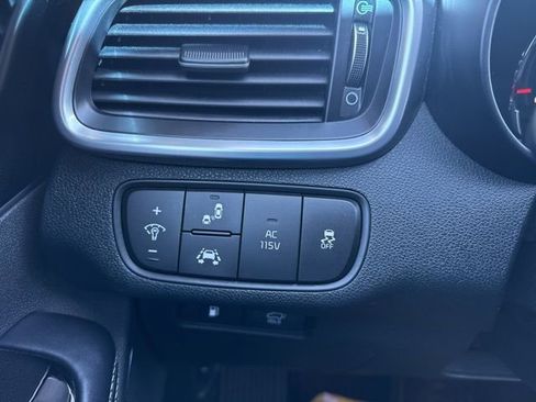 Used 2019 Kia Sorento SX AWD/4WD image 29