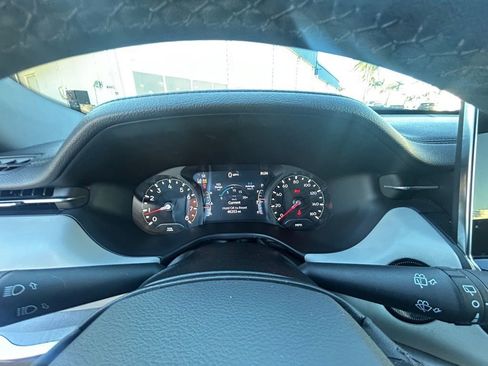 Used 2024 Jeep Compass Limited image 39