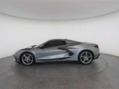 Used 2022 Chevrolet Corvette Stingray Convertible w/ 1LT image 8