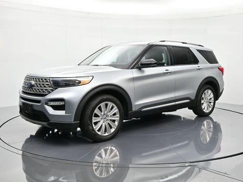 Certified 2022 Ford Explorer Limited w/ Limited Technology Package image 1