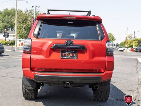 Used 2023 Toyota 4Runner TRD Off-Road Premium w/ Moonroof Package AWD/4WD image 19