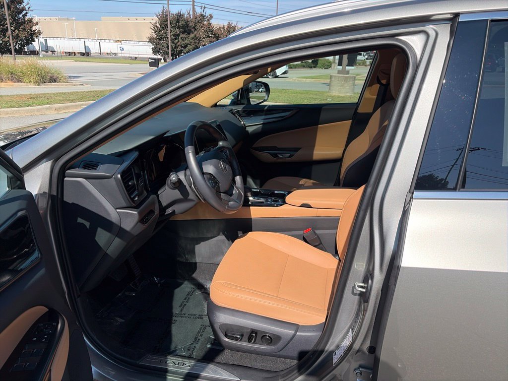 Certified 2025 Lexus NX 350h AWD w/ Cold Area Package image 7