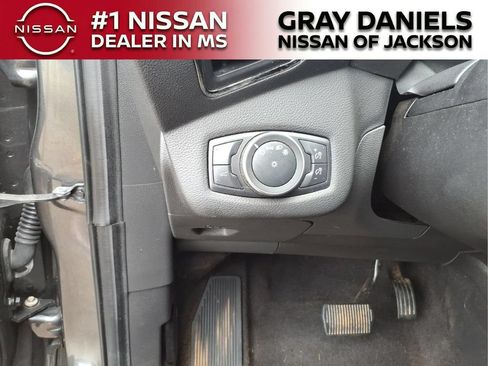 Used 2019 Ford Escape Titanium FWD image 19