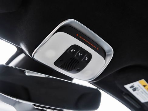 Used 2024 McLaren 750S image 72