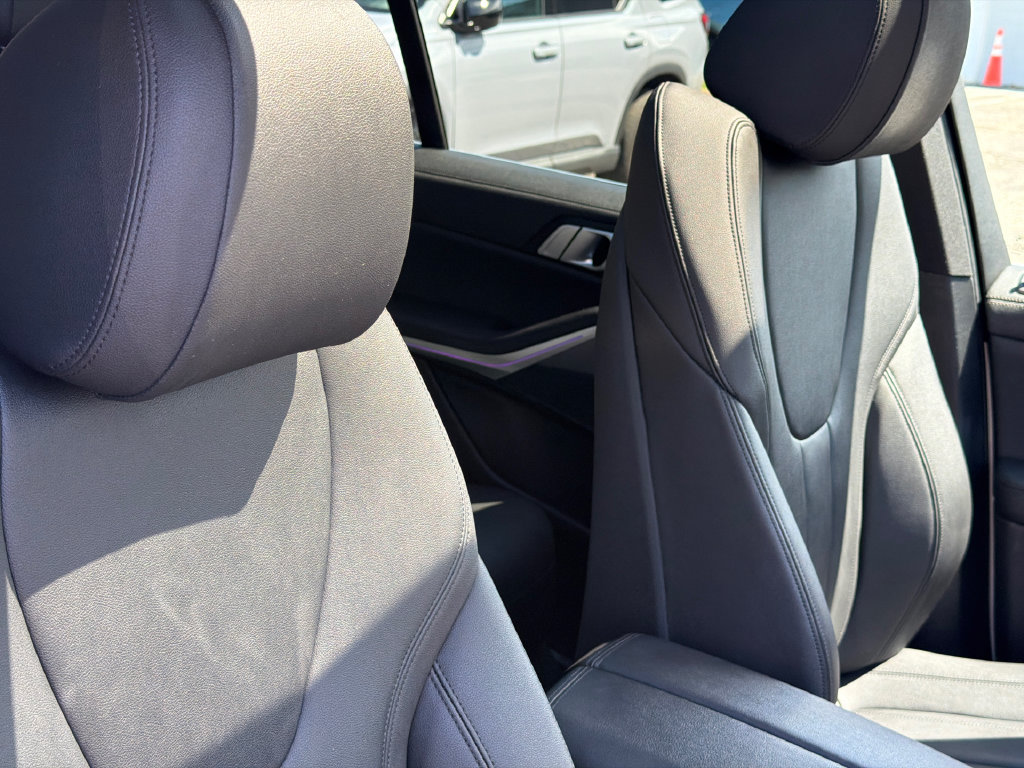 Used 2019 BMW X5 xDrive40i w/ Convenience Package AWD/4WD image 12