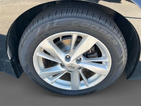 Used 2015 Nissan Altima 2.5 SV image 15