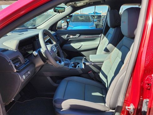 New 2026 GMC Terrain AT4 w/ Convenience Package III image 15