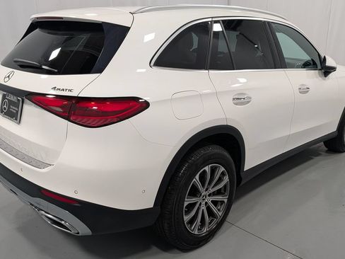 Used 2024 Mercedes-Benz GLC 300 4MATIC image 3