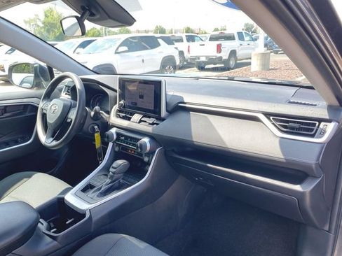 Used 2025 Toyota RAV4 LE AWD/4WD image 26