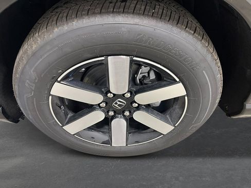 New 2026 Honda Prologue Touring image 11