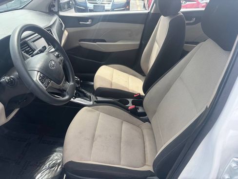 Used 2019 Hyundai Accent SE FWD image 7