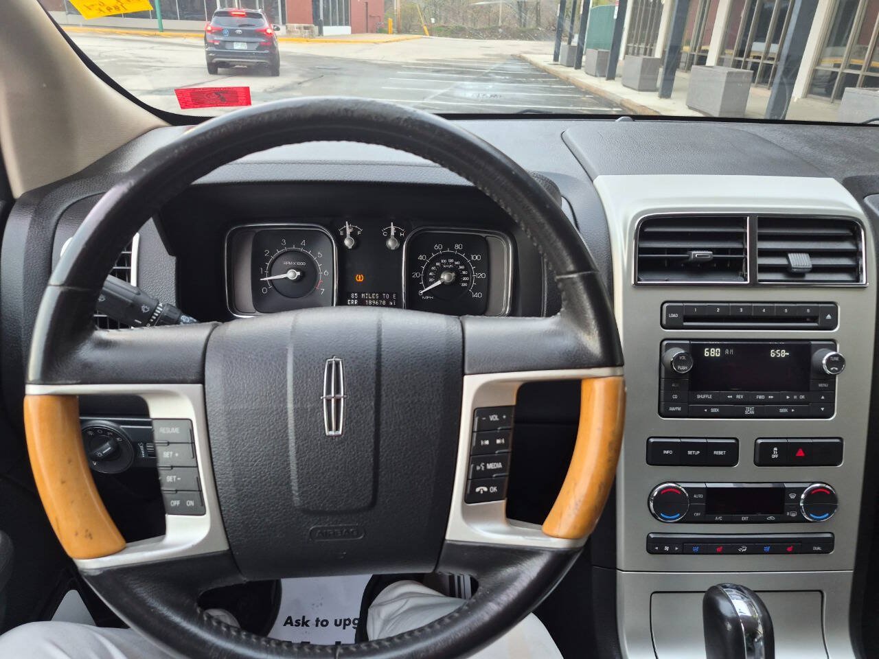 Used 2010 Lincoln MKX AWD image 25