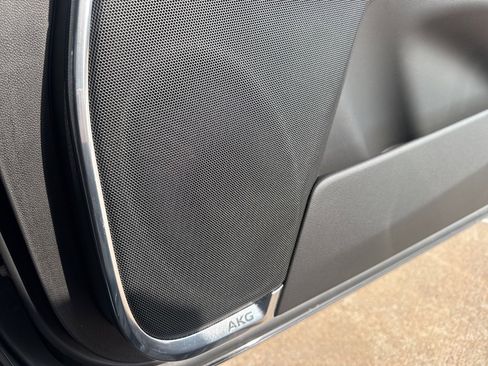 Certified 2024 Cadillac Escalade ESV Premium Luxury w/ Performance Package image 61