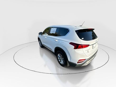 Used 2020 Hyundai Santa Fe SE image 6