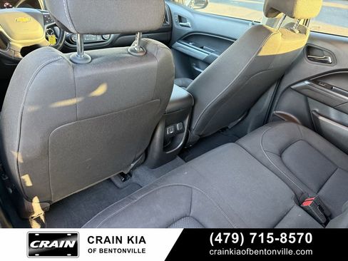 Used 2022 Chevrolet Colorado LT w/ LT Convenience Package image 27