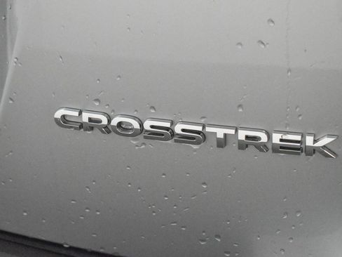 Used 2023 Subaru Crosstrek 2.5i Limited w/ Popular Package #4 image 10