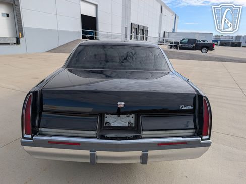 Used 1994 Cadillac Fleetwood Brougham image 17