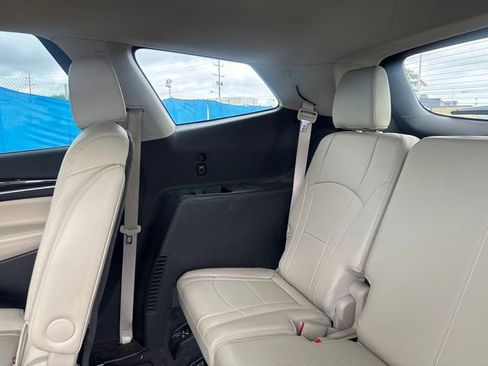 Used 2020 Buick Enclave Essence w/ Trailering Package, 5000 lbs. AWD/4WD image 30