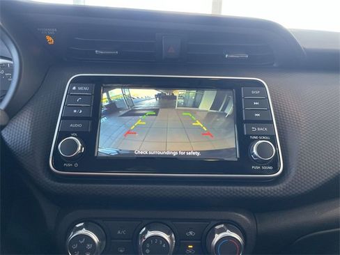 Used 2024 Nissan Kicks S image 24