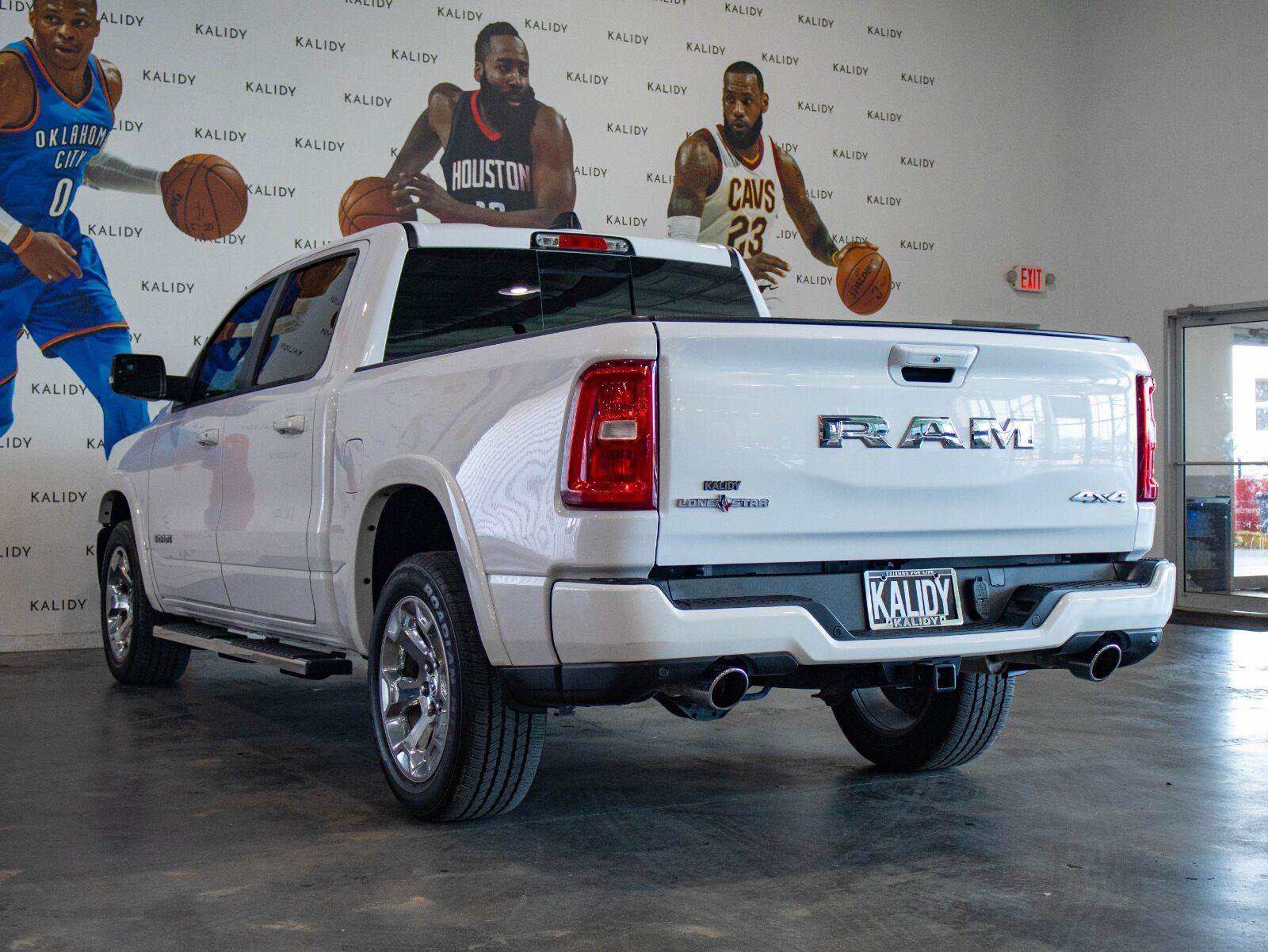 Used 2025 RAM 1500 Lone Star AWD/4WD image 22