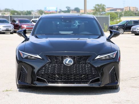 Used 2024 Lexus IS 500 RWD image 2