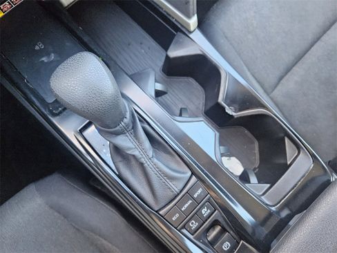 Used 2025 Toyota Camry LE image 17