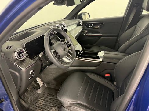 Certified 2025 Mercedes-Benz GLC 300 4MATIC image 11