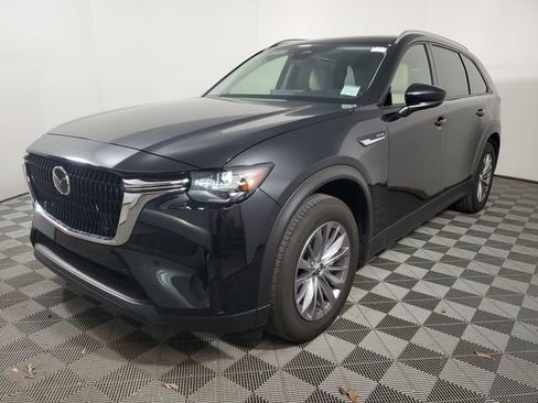 Certified 2025 MAZDA CX-90 3.3 Turbo w/ Preferred Package image 3