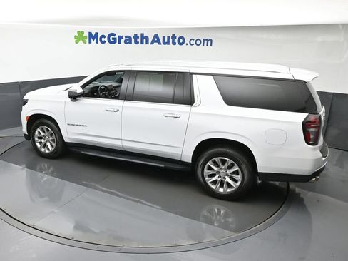 Used 2023 Chevrolet Suburban Premier image 23