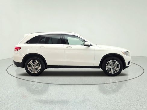 Used 2019 Mercedes-Benz GLC 300 image 4