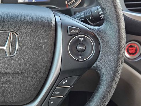 Used 2016 Honda Pilot LX image 26