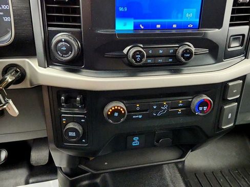 Used 2022 Ford F150 XLT w/ XTR Package AWD/4WD image 16